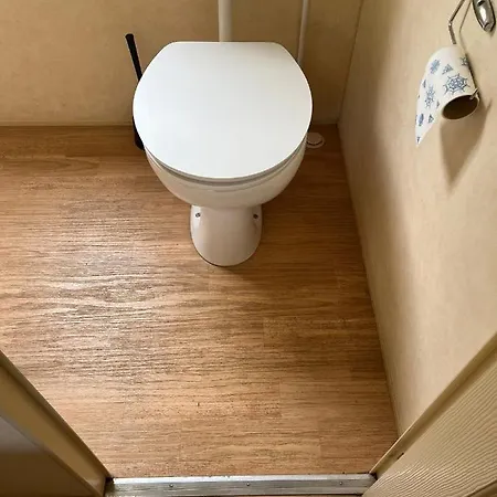 Kamp alanı Ferien Tiny Haus Am Waldrand Bad Ischl